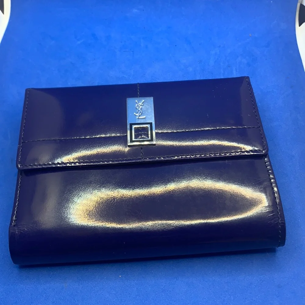 YSL Saint Laurent‎ Blue Patent Leather Kisslock Coin Pouch Wallet